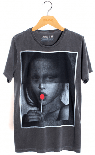 Camiseta Monalisa Brave - Gola Básica 